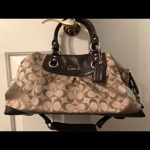 Coach bag authentic